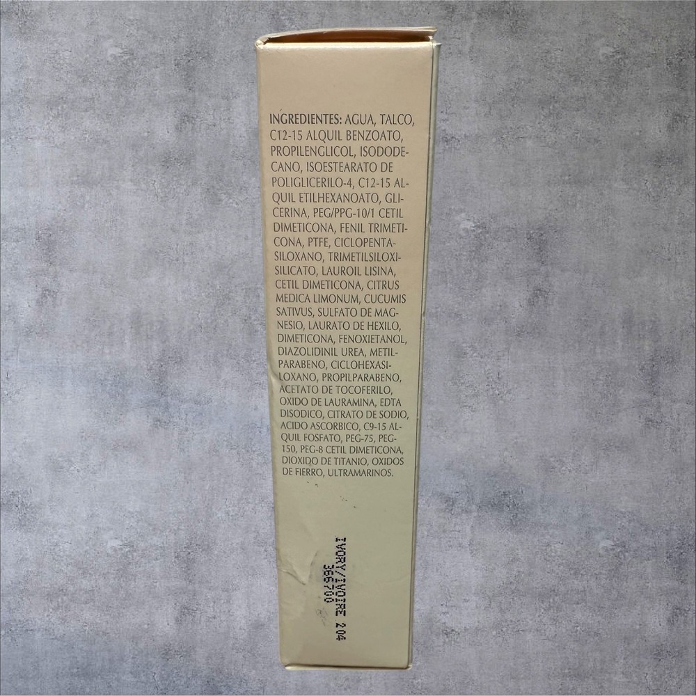 Mary Kay Full Coverage Foundation Ivory 204 366700 1oz New Disc. - Pink Cap - Picture 4 of 7